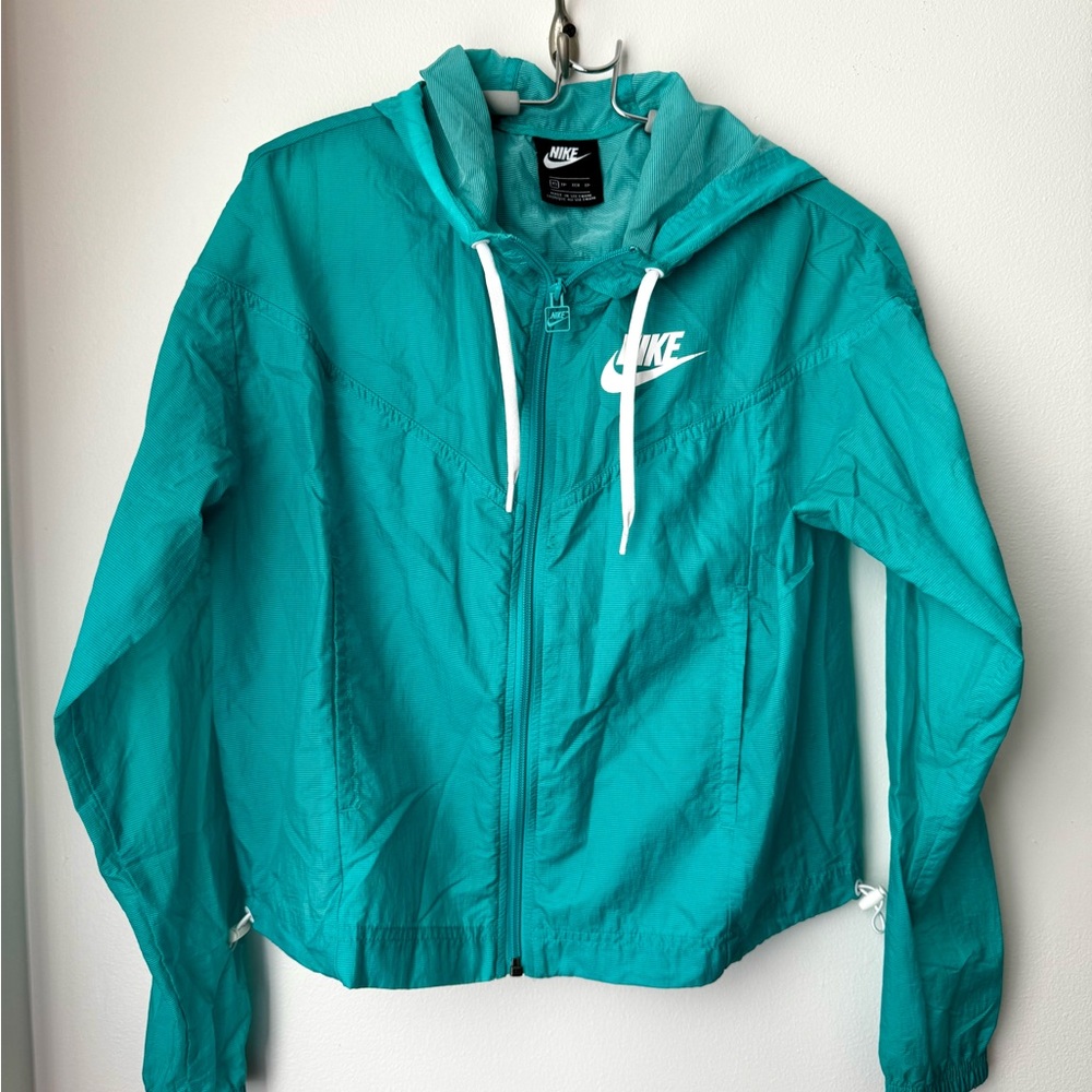 Nike Women's Aqua Utility Jacket